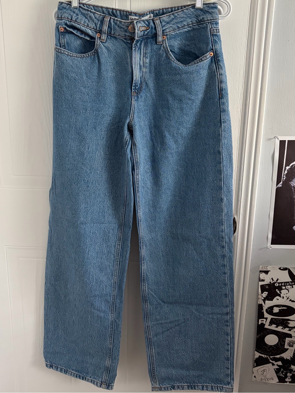 Mid-rise Straight Leg Baggy Jeans